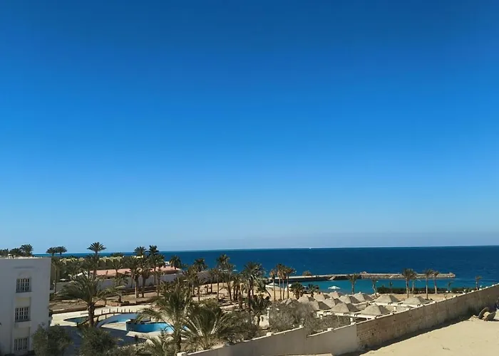 Garden & Sea View At Juliana 公寓 洪加達